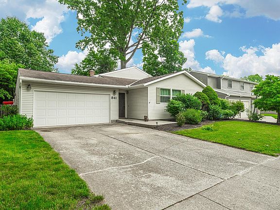 2nd image of 841 McDonell Dr