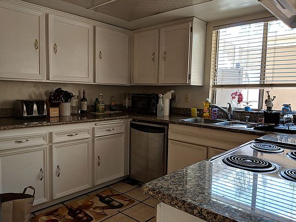 3rd image of 3347 Weepingcreek Way