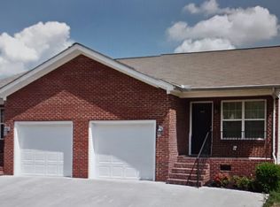 1241 Village Way NE, Cleveland, TN 37312