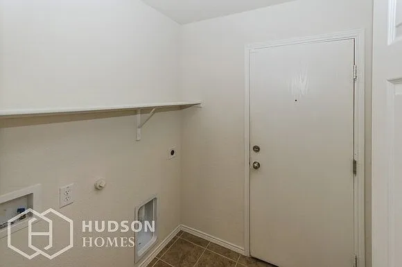 2217 Perrymead Dr — Photo 13