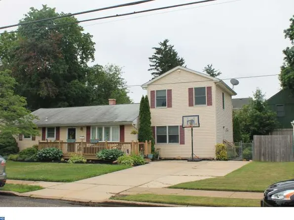 19 Sunset Blvd, Hamilton, NJ 08690