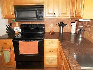 4th image of 905 Toxaway Dr