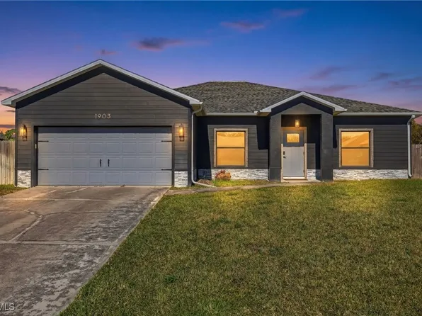 1903 SW 12th Ter, Cape Coral, FL 33991