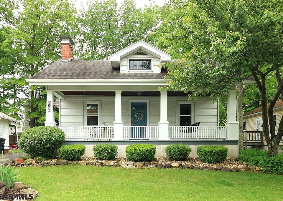 1st image of 292 Ghaner Dr