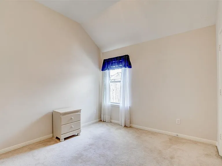 2608 Easton Springs Ct — Photo 17