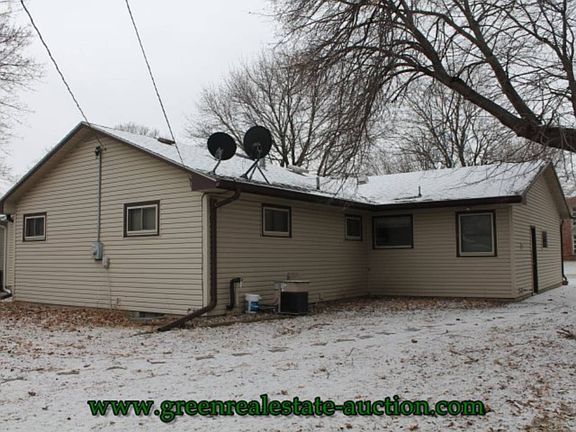 3rd image of 613 S 12th St