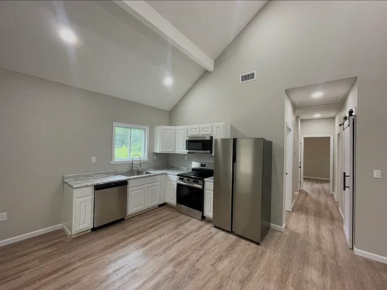 7720 Van Buren Rd — Photo 3