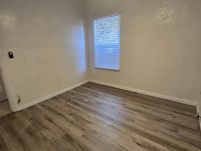 712 Santa Rita Pl #D — Photo 16