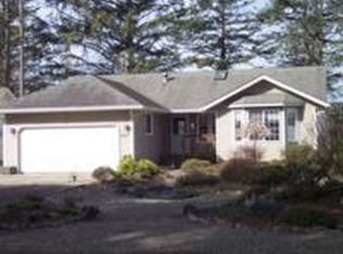 463 Dolphin Ave NE, Ocean Shores, WA 98569