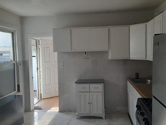 2nd image of 8856 77th Street