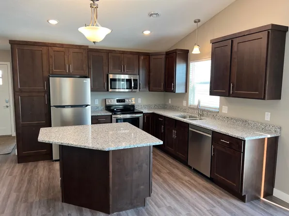 1881 Pine Cone Rd, Saint Cloud, MN 56303