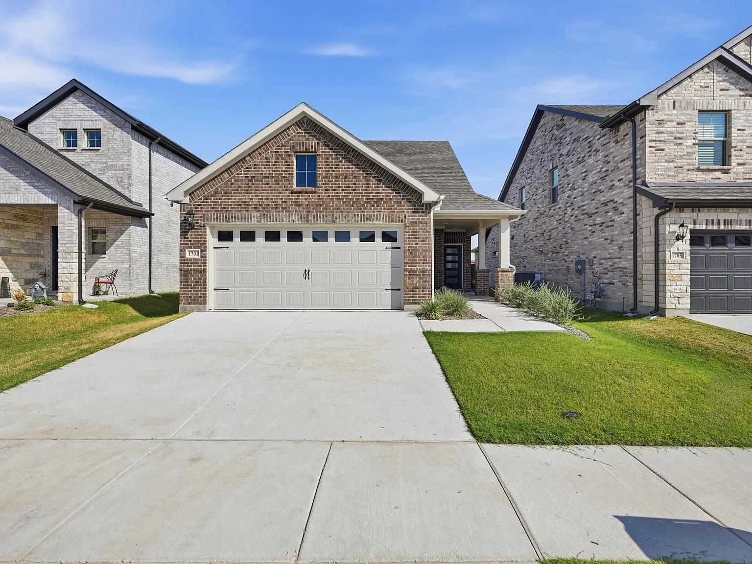 4 bed, 1550 sqft, $1,995 — Photo 3
