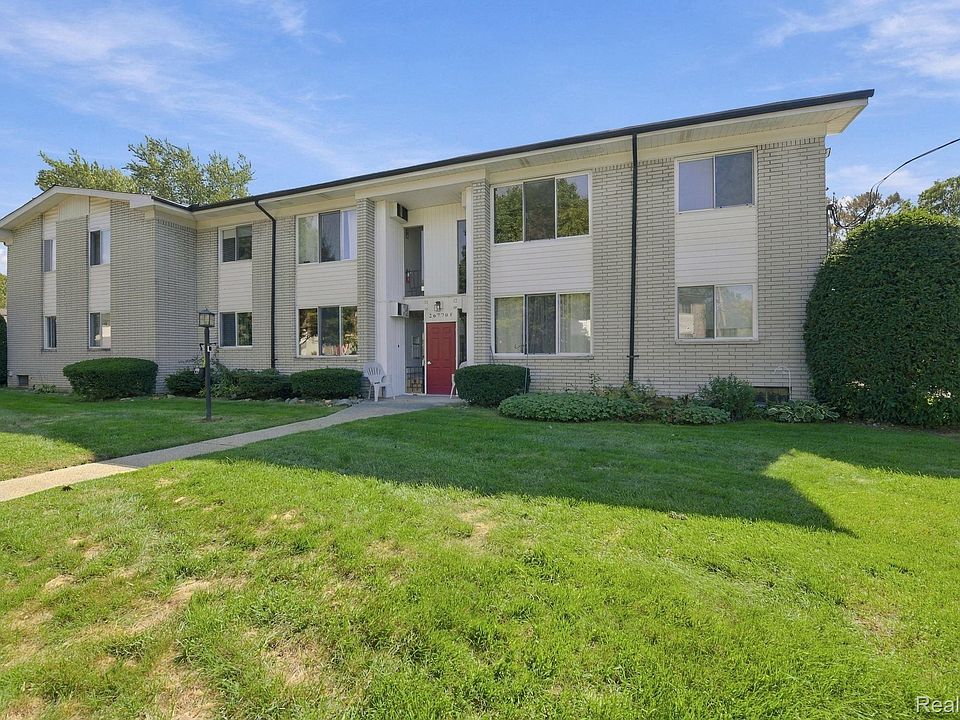 26770 Joy Rd, photo 15