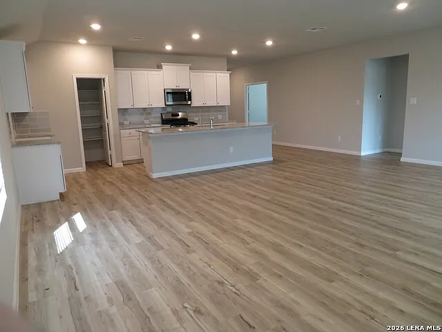 554 Blue Stem Rd — Photo 17