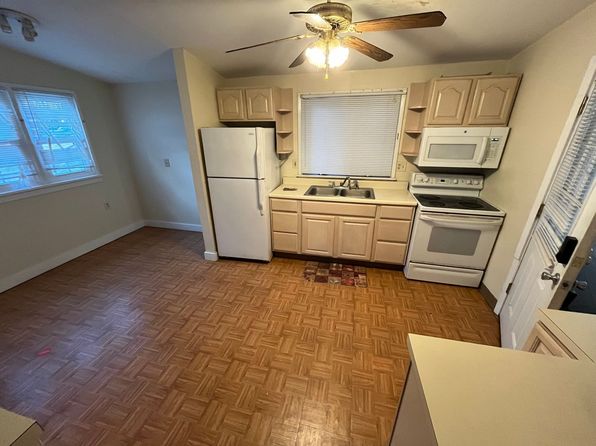 1377 Creek Rd Unit 4