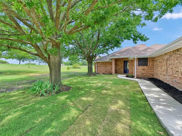 462 Ridgeview Dr, Sherman, TX 75090