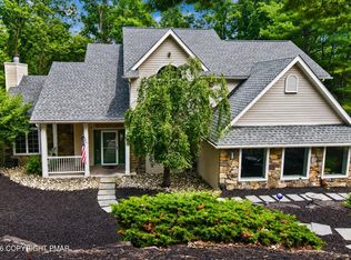 123 Wedge Ct, East Stroudsburg, PA 18302