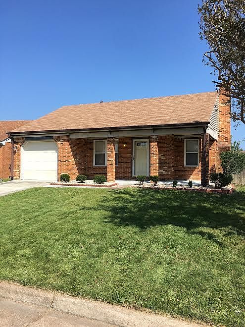 1st image of 1912 Stanhope Ct