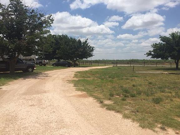 5th image of 501 E County Road 150