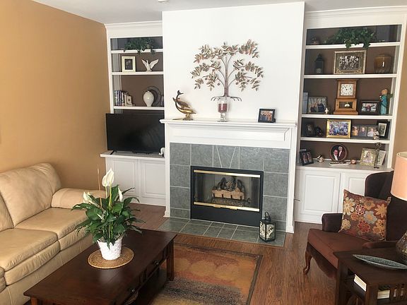 5th image of 15534 Smithfield Dr