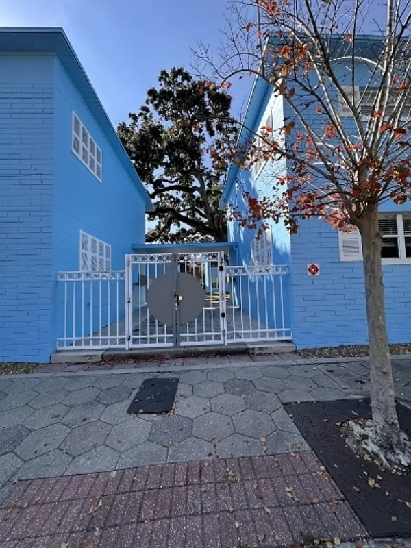 Building Photo - 1606 King St #16