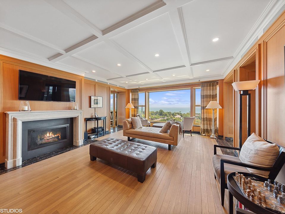 1st image of 2120 N Lincoln Park W APT 14