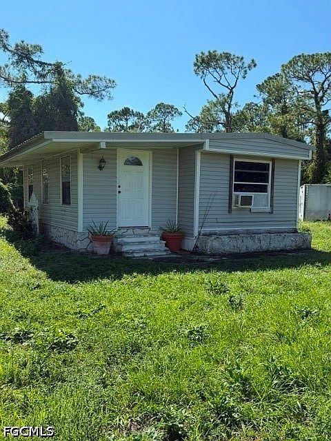 1st image of 18341 Wayne Dr