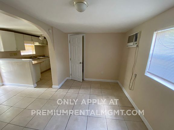 4th image of 2330 S Ferncreek Ave APT E