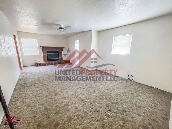 3rd image of 1028 N Eddy St