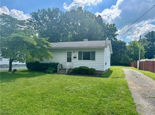 827 Harold Ave, Kent, OH 44240