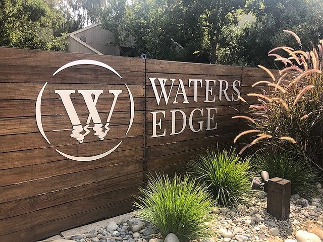 Waters Edge Apartment Monument Sign