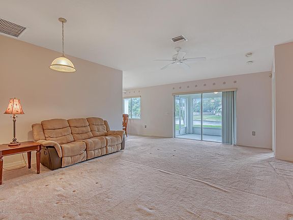 2nd image of 2740 Mariah Dr