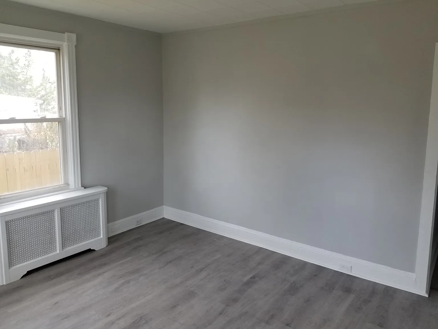(Partnership) 337 West Front — Photo 1