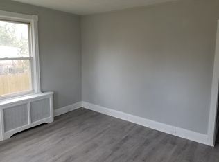 337 W Front St, Florence, NJ 08518