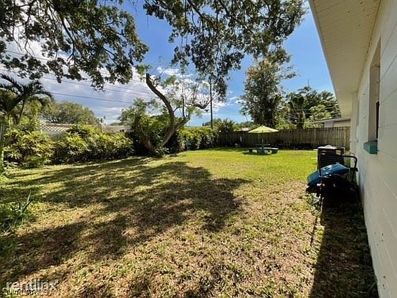 3rd image of 2720 59th Ave N