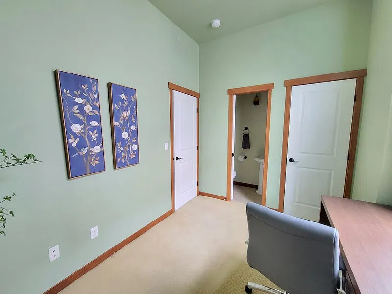 3 bed, 2.5 bath, 1362 sqft, $4,800 — Photo 4