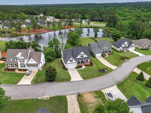 3rd image of 347 Dove Lake Dr