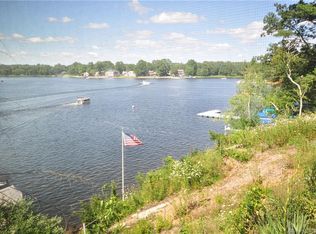 261 Lakeview Dr, West Suffield, CT 06093