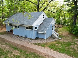 255 School St, Groveland, MA 01834