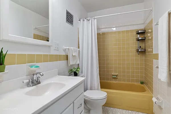 Rented by Corcoran | media 12