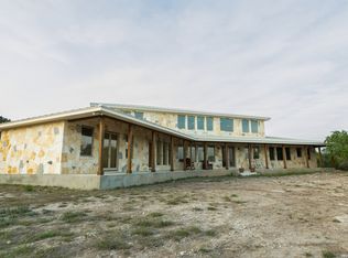 525 Windmill Dr, Bandera, TX 78003