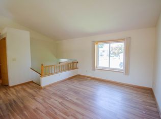 3714 10th Ave SW, Rochester, MN 55902