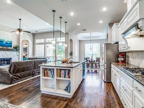 4th image of 4430 Whispering Lake Dr