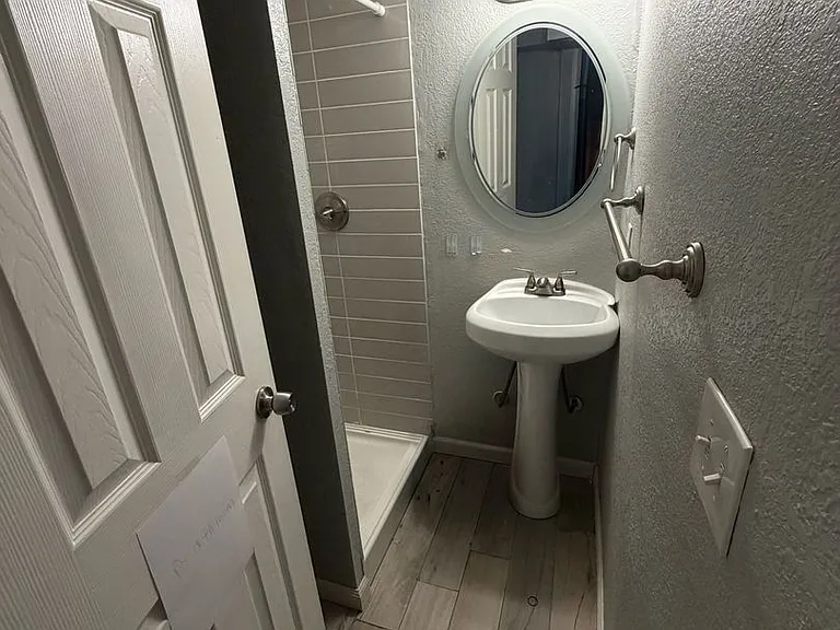 Julian6354 — Photo 12