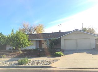 7466 Heatherwood Dr, Cupertino, CA 95014