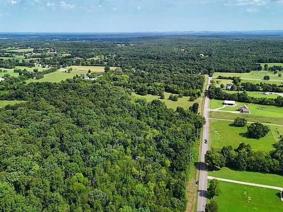 4th image of 2 Cedar Grove Rd