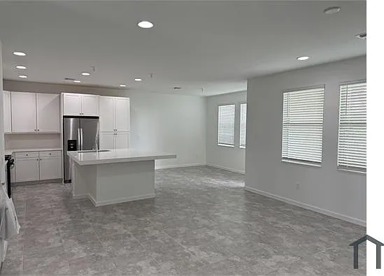 16475 Capilano Ct — Photo 10