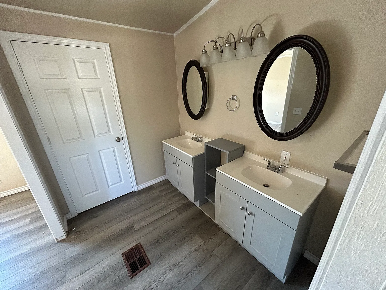 3 bed, 1216 sqft, $1,150 — Photo 4