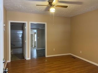 629 E Main St, Xenia, OH 45385