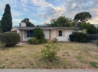 214 Stanley Dr, Santa Barbara, CA 93105